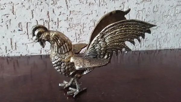 Par de galos em broze - Foto 3