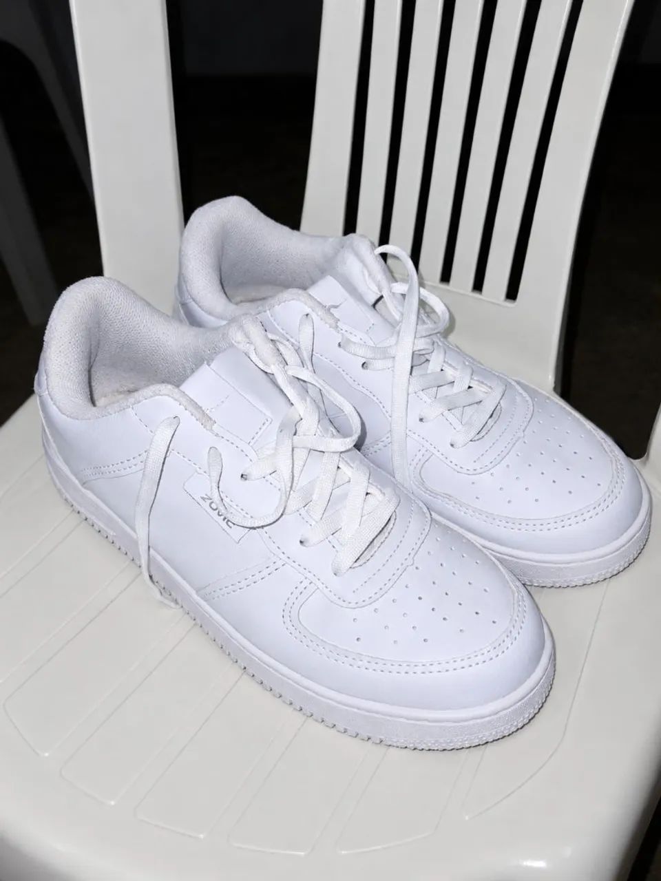 Tenis