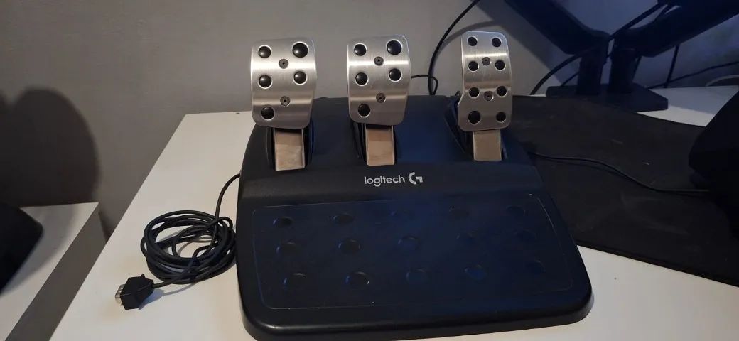 Volante Logitech G920 - Xbox e PC