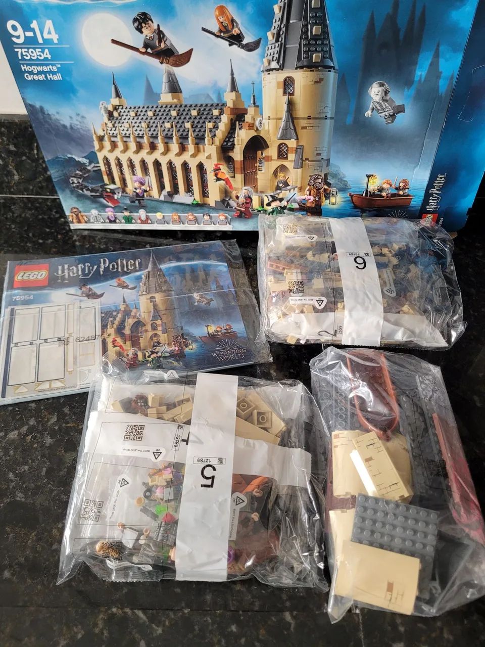 LEGO Harry Potter - Hogwarts Great Hall Grande Salão - Excelente 75954 - Foto 3
