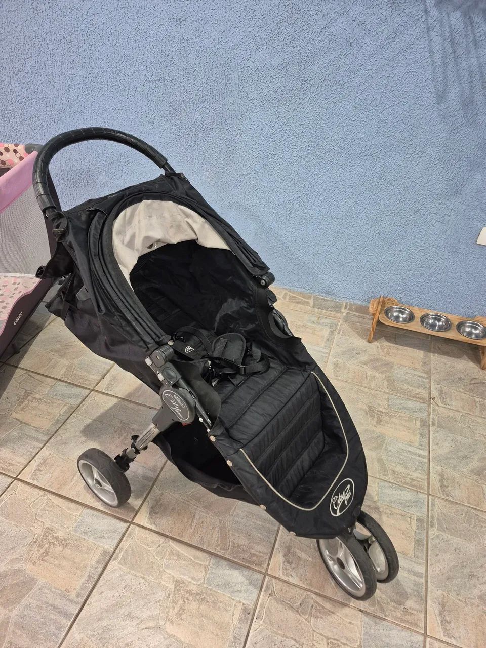 Carrinho de bebê importado