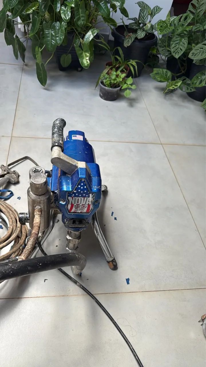 Máquina pintura Airless GRACO 390 Profissional 110V - Funcionando - Foto 2