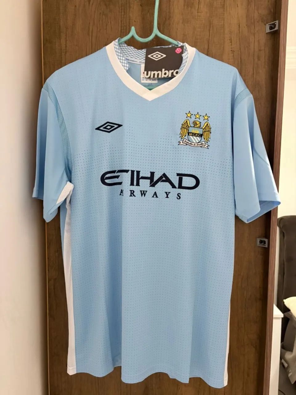Manchester City Clássica - Escudo Antigo - Tailandesa