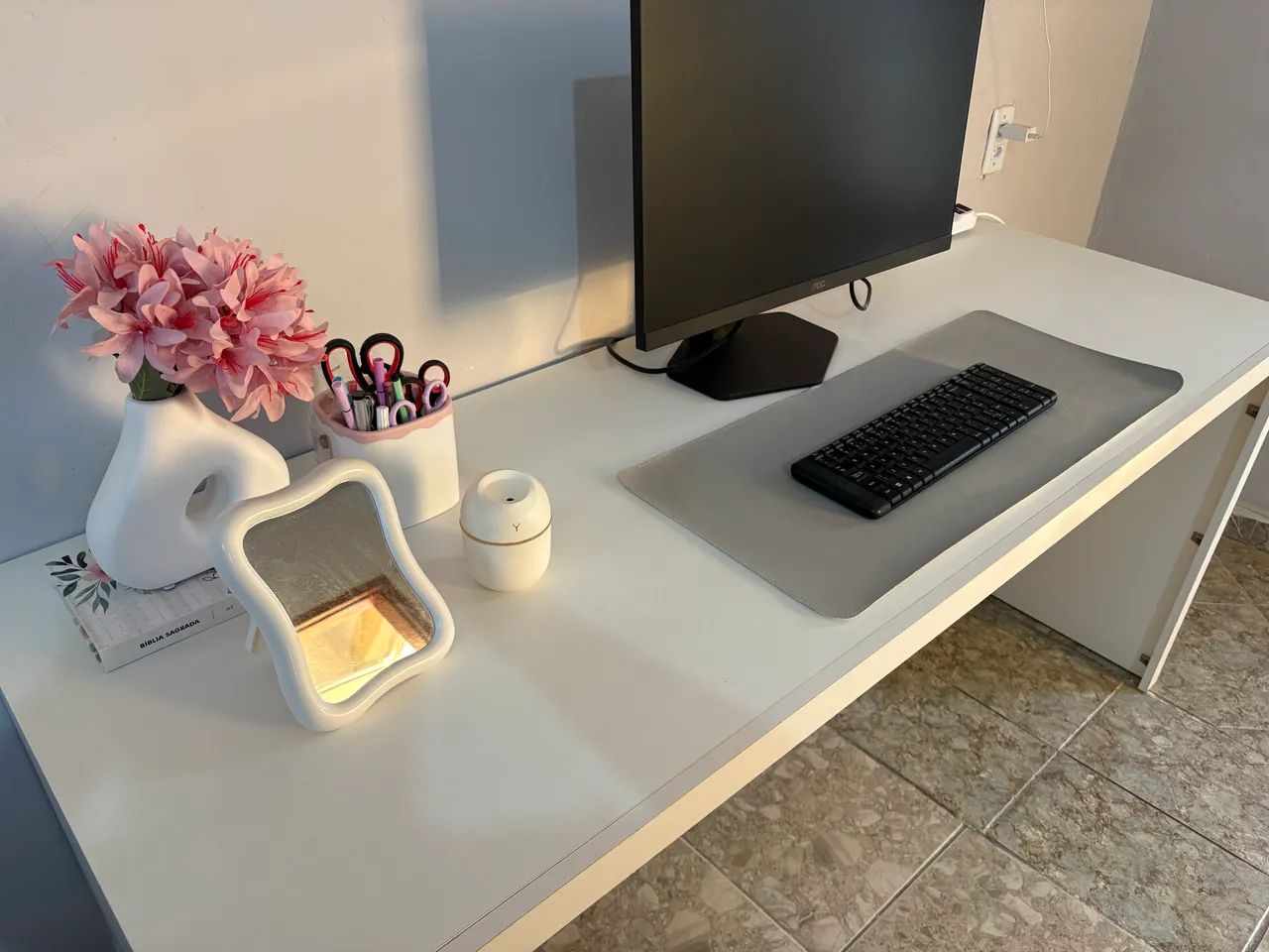 Escrivaninha (Mesa de computador)  - Foto 4