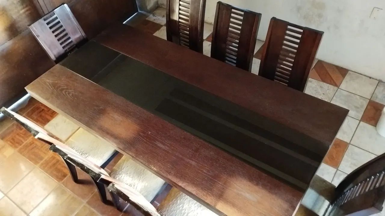 Mesa com oito cadeiras - Foto 4
