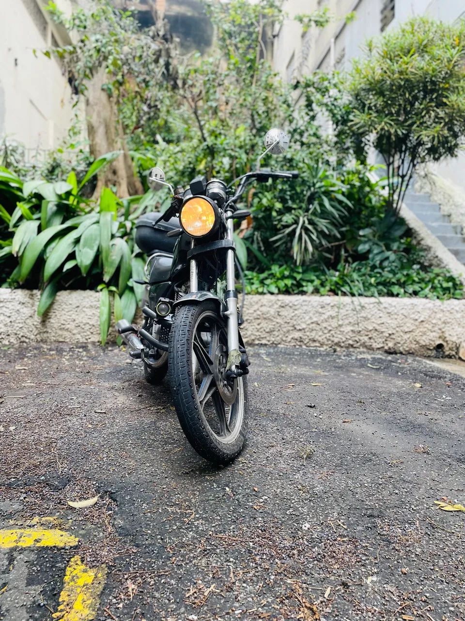 Intruder 125 custom