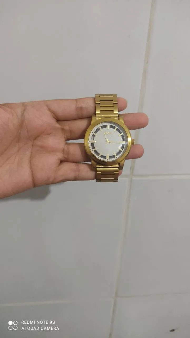Vende - se relógio