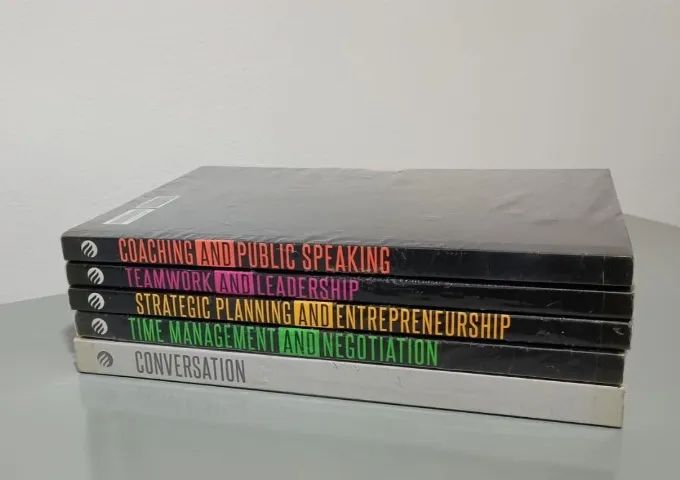 Livros de Inglês Wiseup