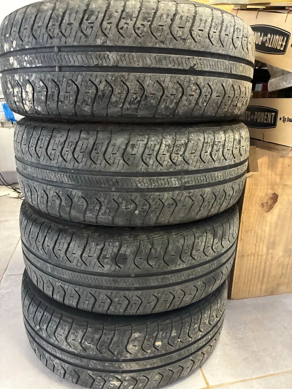 Kit 4 pneus Pirelli 