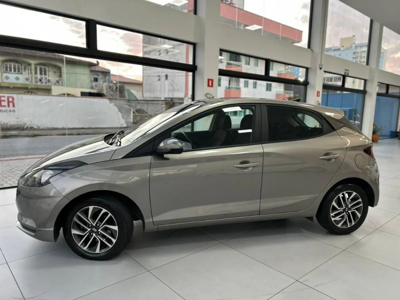 Hyundai HB20 Evolution 1.0 TB Flex 12V AUT 2022 - Foto 4