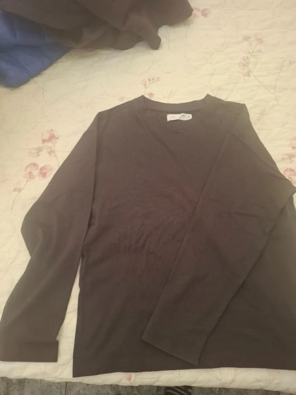 Blusa Básica Manga Longa - Zara (Ótimo estado)