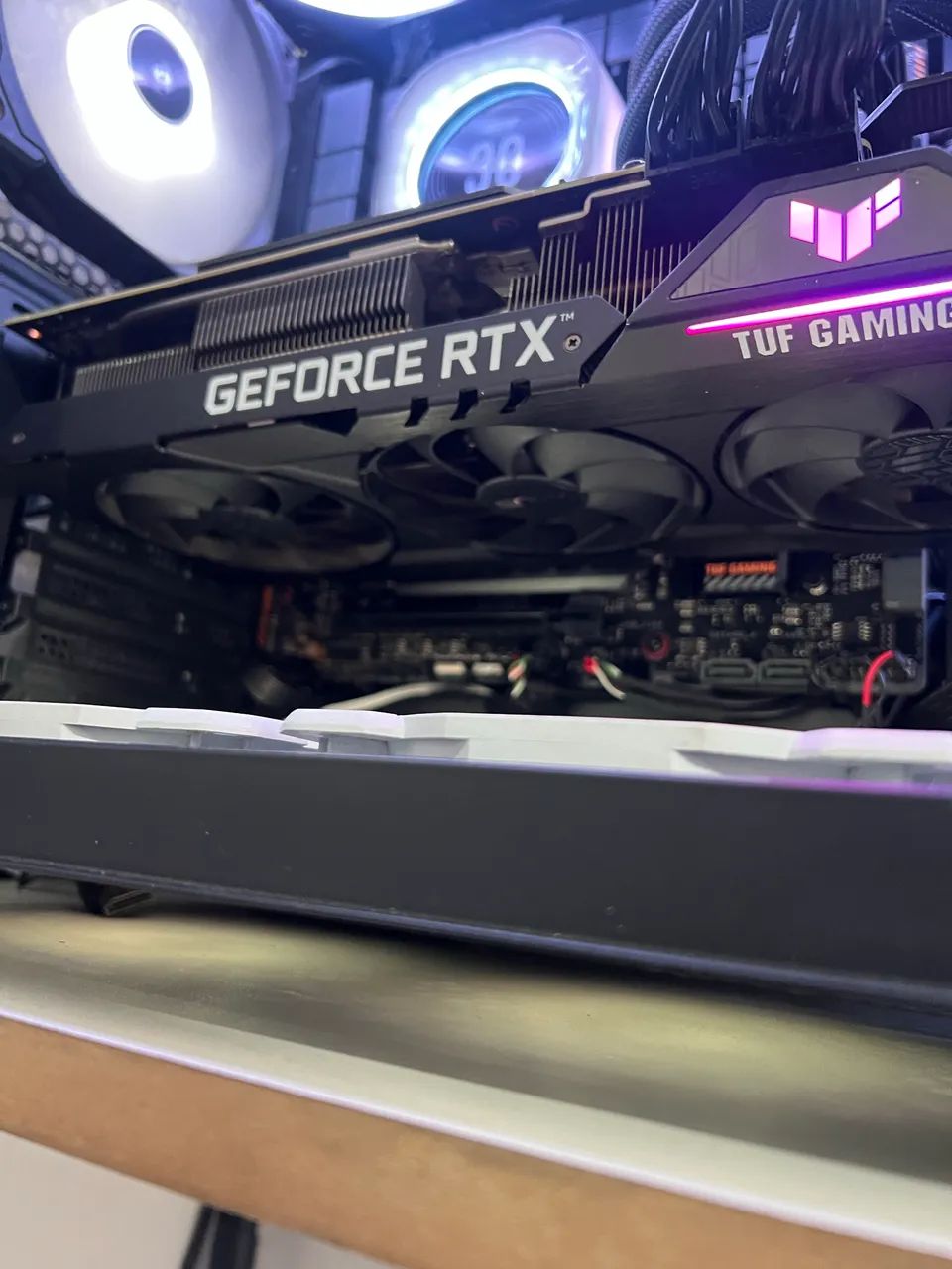 Asus TUF RTX 3070 TI - Foto 2