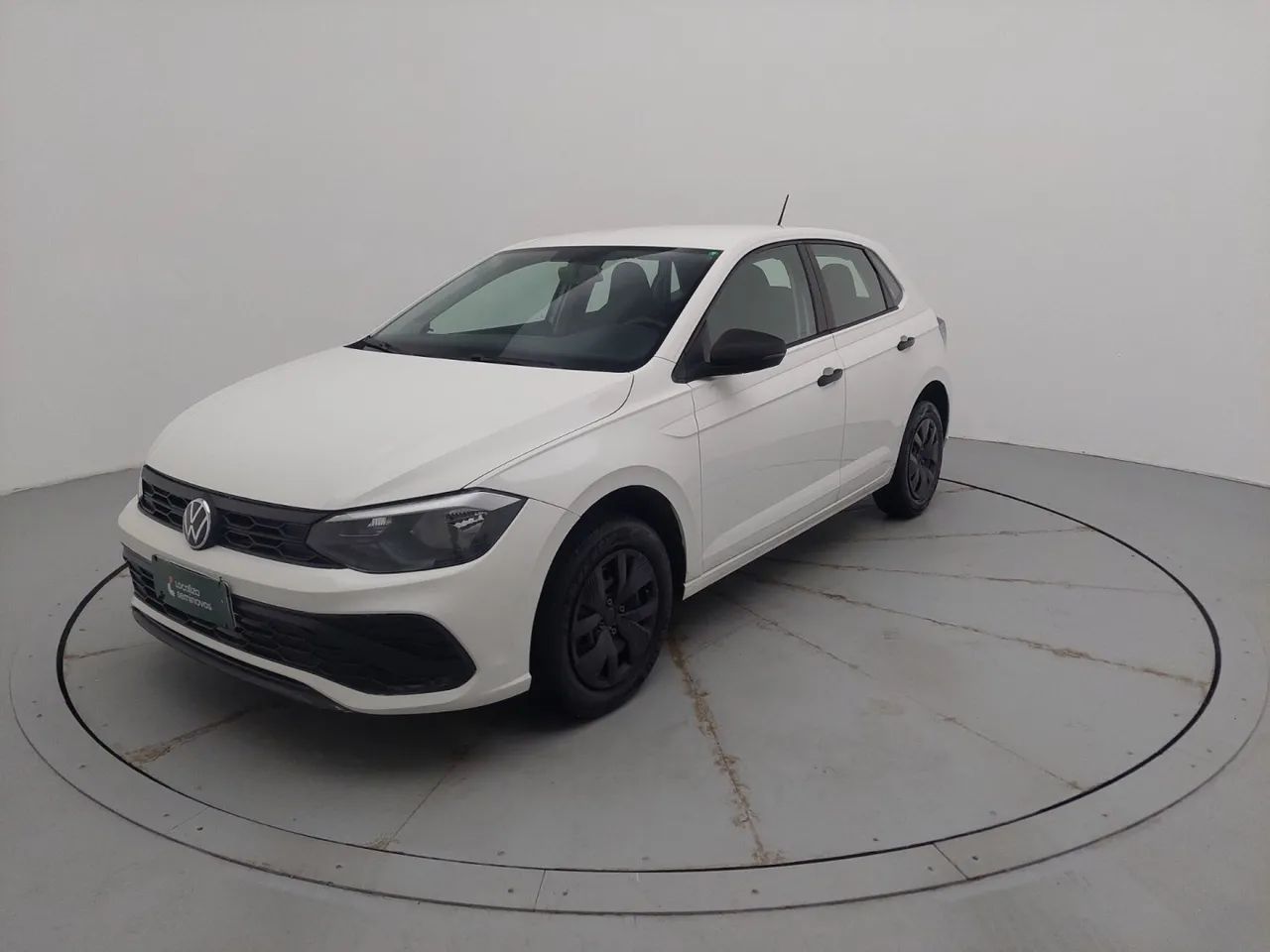 Volkswagen Polo Track 1.0 Flex 12V 5p, foto 1 de 18