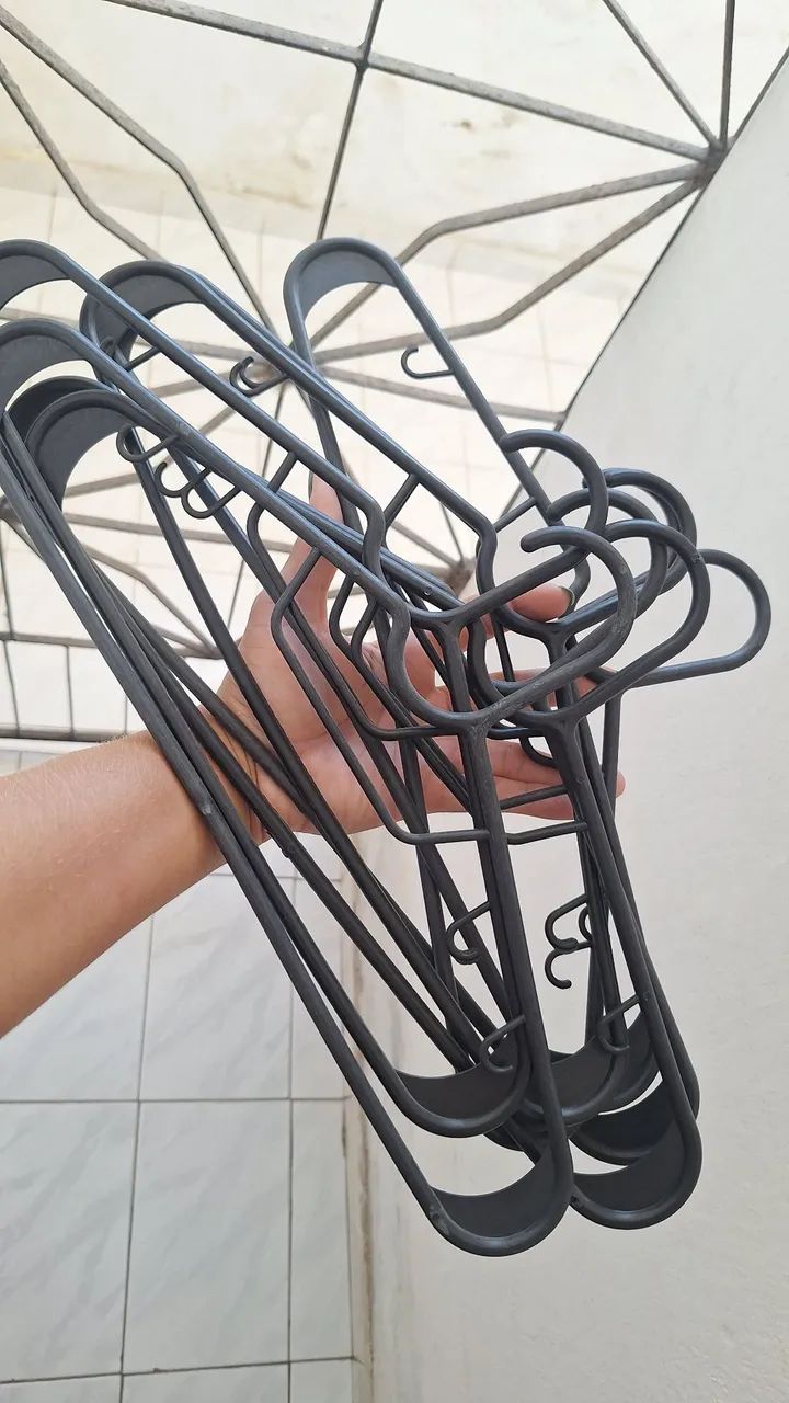 Cabides preto