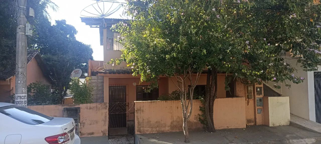 Casas a venda no BNH de cima 