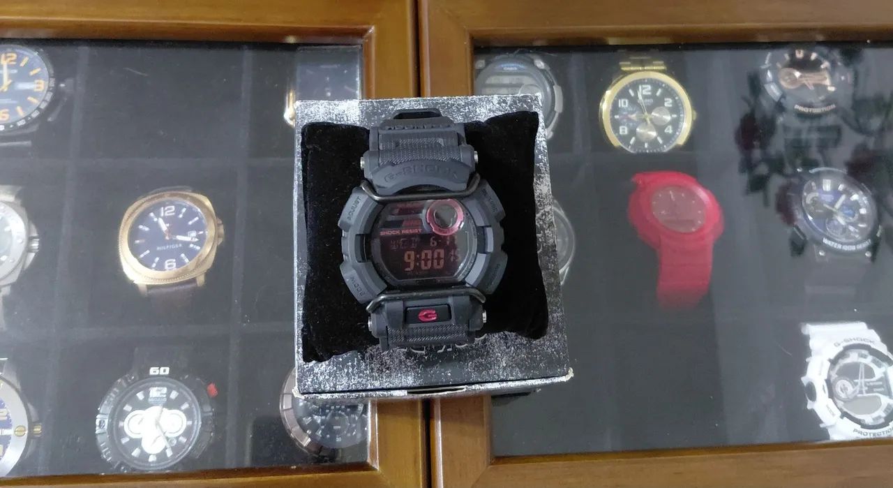 Casio G-Shock - Modelo GD400 1CR