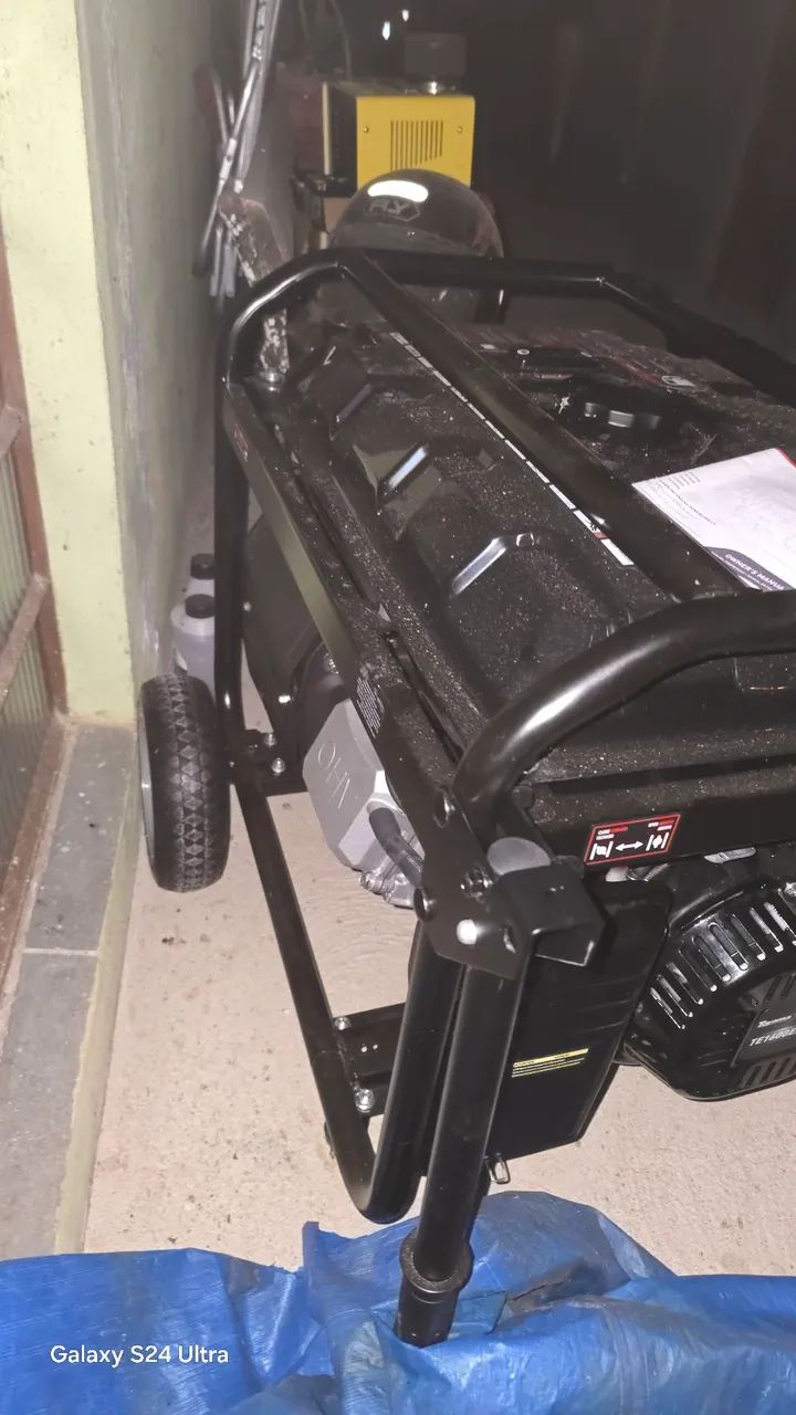Vendo gerador Toyama tg10000 - Foto 3