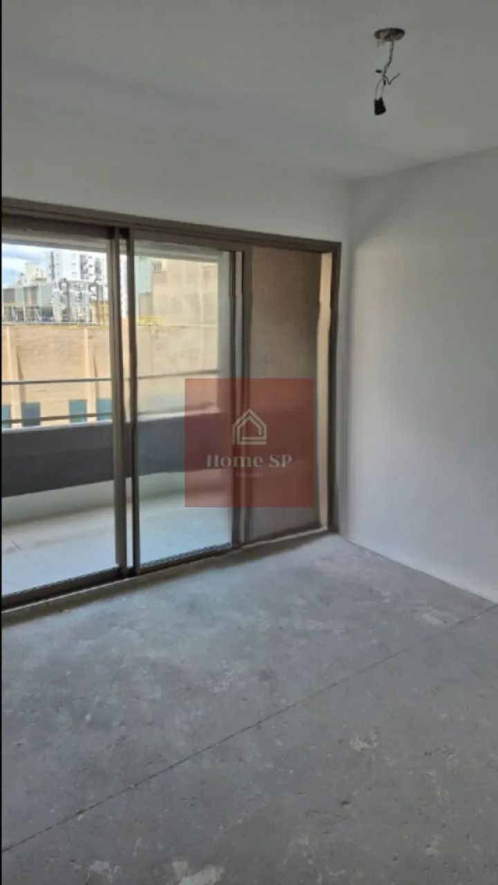 STUDIO DE LUXO À VENDA EM MOEMA 29m² - 1 QUARTO - 2 SALAS
