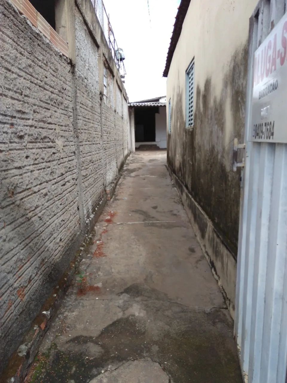 Barração 2 quartos proximo ao shopping passeio das aguas - Foto 2