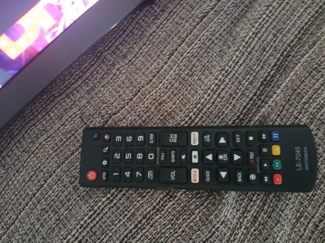 Smart TV LG 28 polegadas  - Foto 4