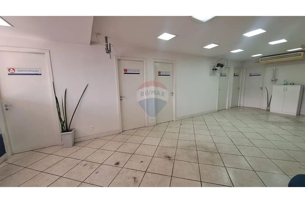 LOCAÇÃO **** Espaço com 8 consultórios prontos! - Foto 3