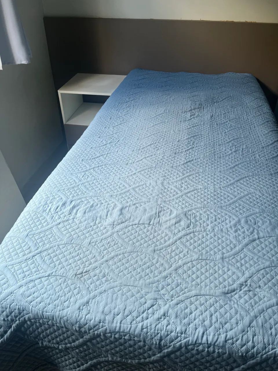 Cama box