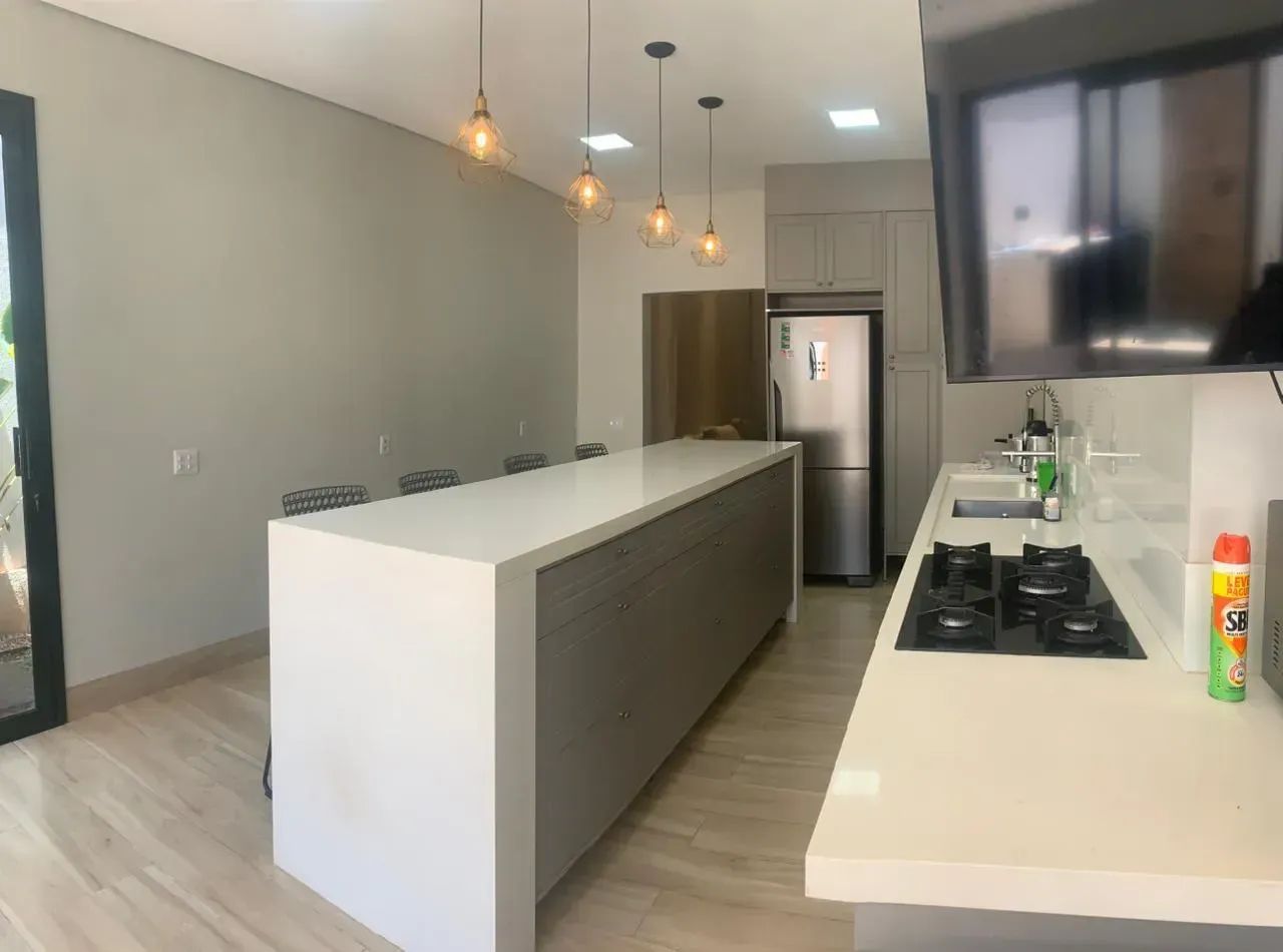 CASA TERREA COM 3 SUITES MOBILIADA. BELVEDERE 2 JARDIM IMPERIAL - Foto 5