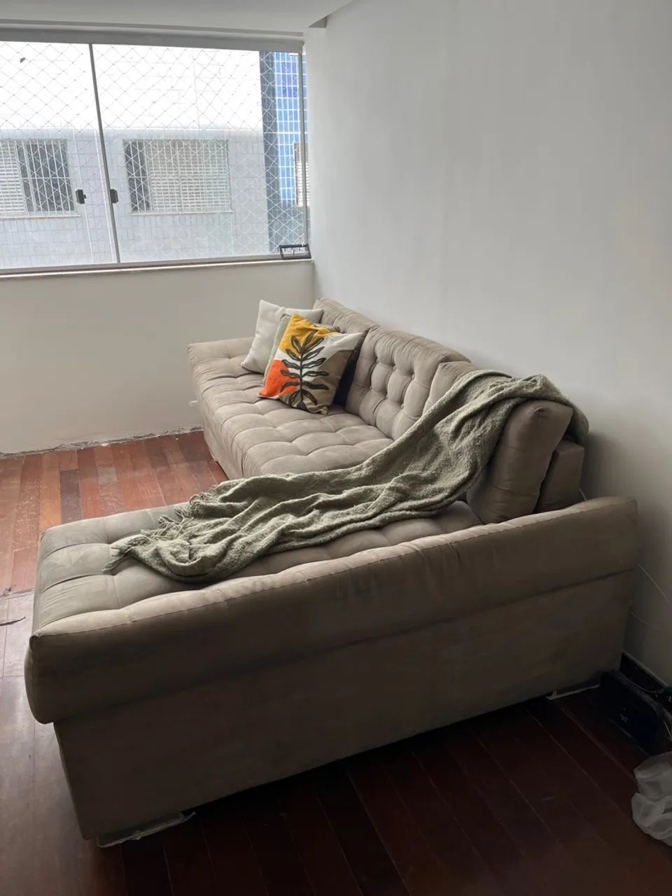 Sofá com chaise  - Foto 2