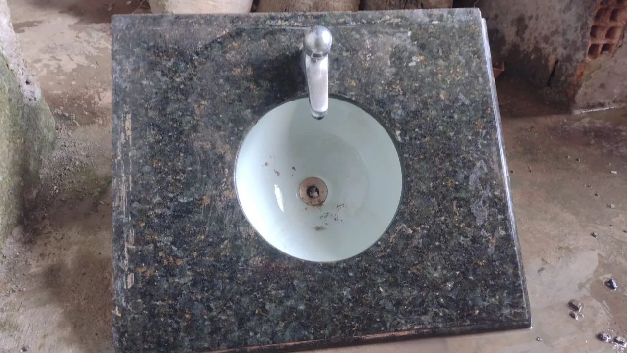 Pia de pedra de mármore