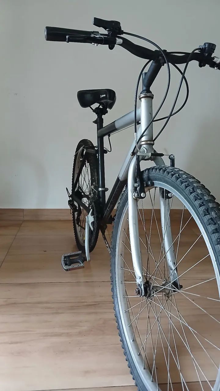 Bicicleta  aro 26 - Foto 2