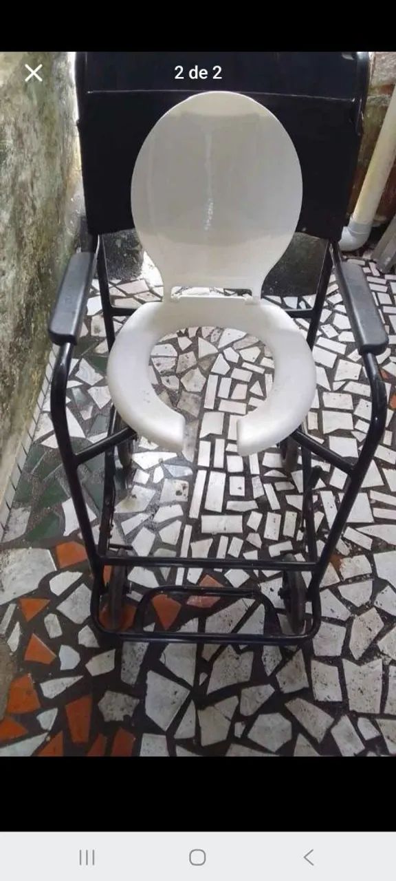 Vendo cadeira de banho  - Foto 2