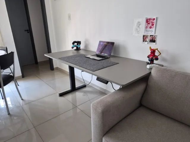 Mesa com Regulagem de Altura Elétrica Comfy ErgoLift - Foto 3