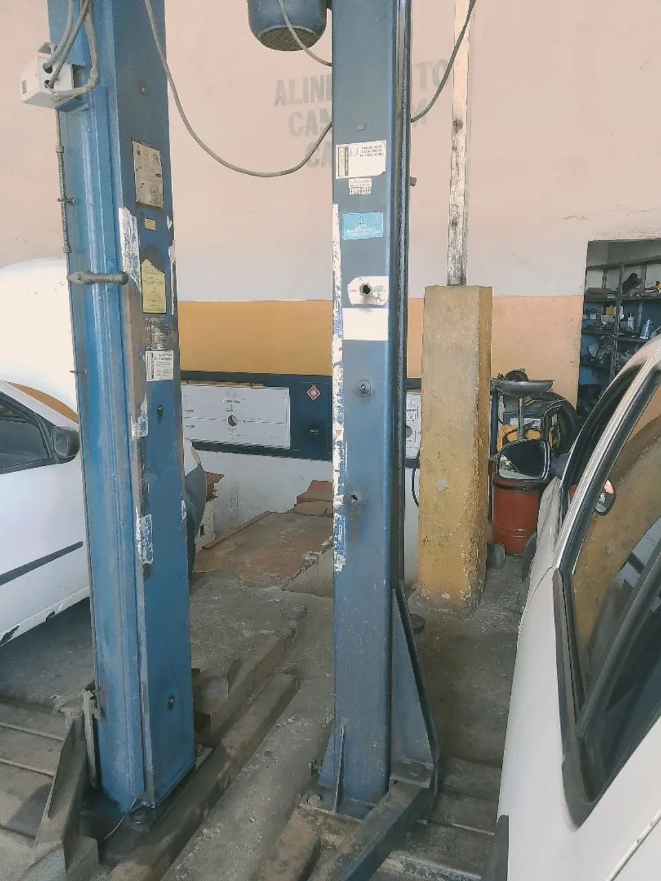 Vaga pra mecânico de carro  - Foto 2