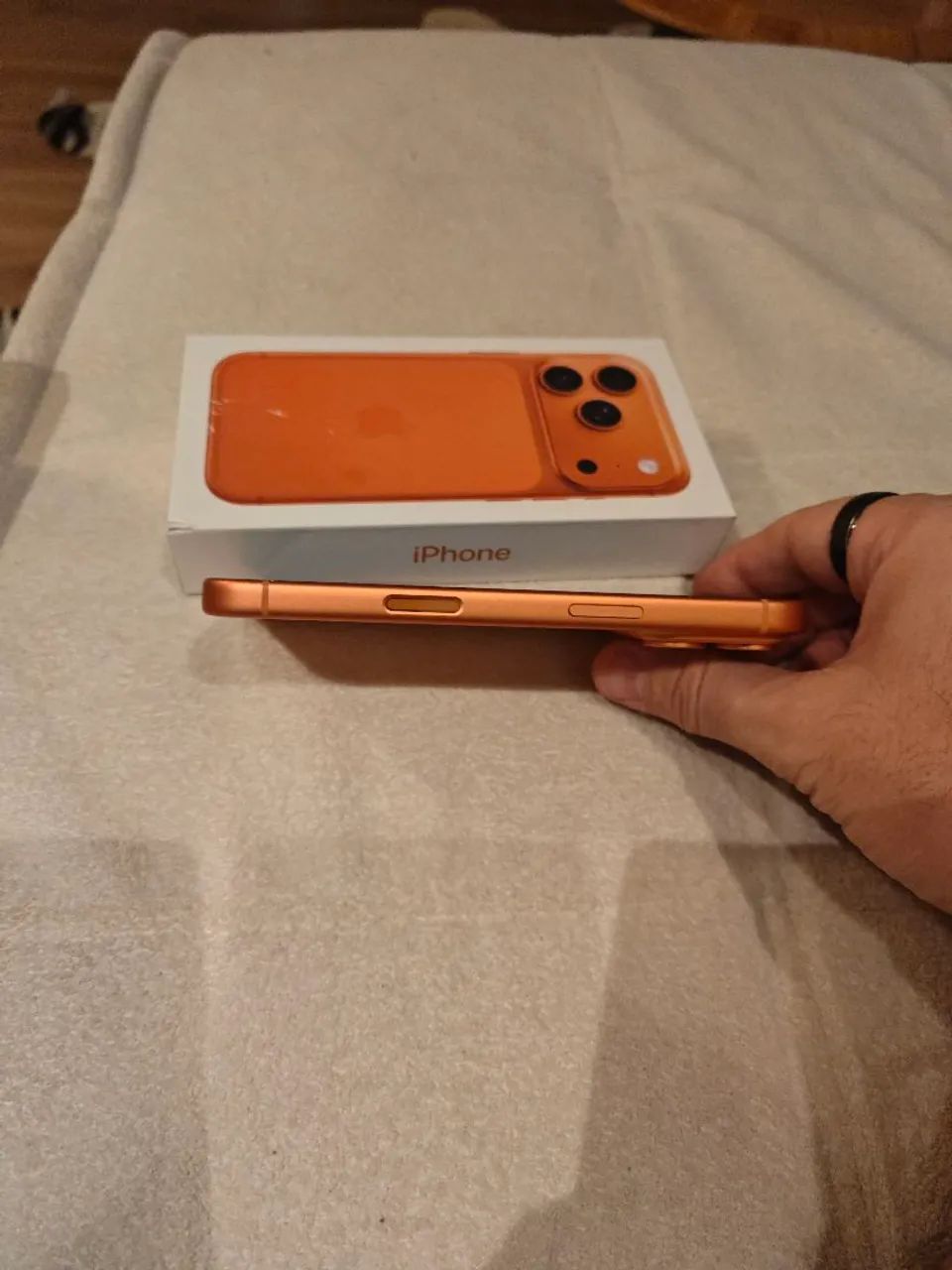 Iphone 17 pro 256gb laranja  - Foto 4