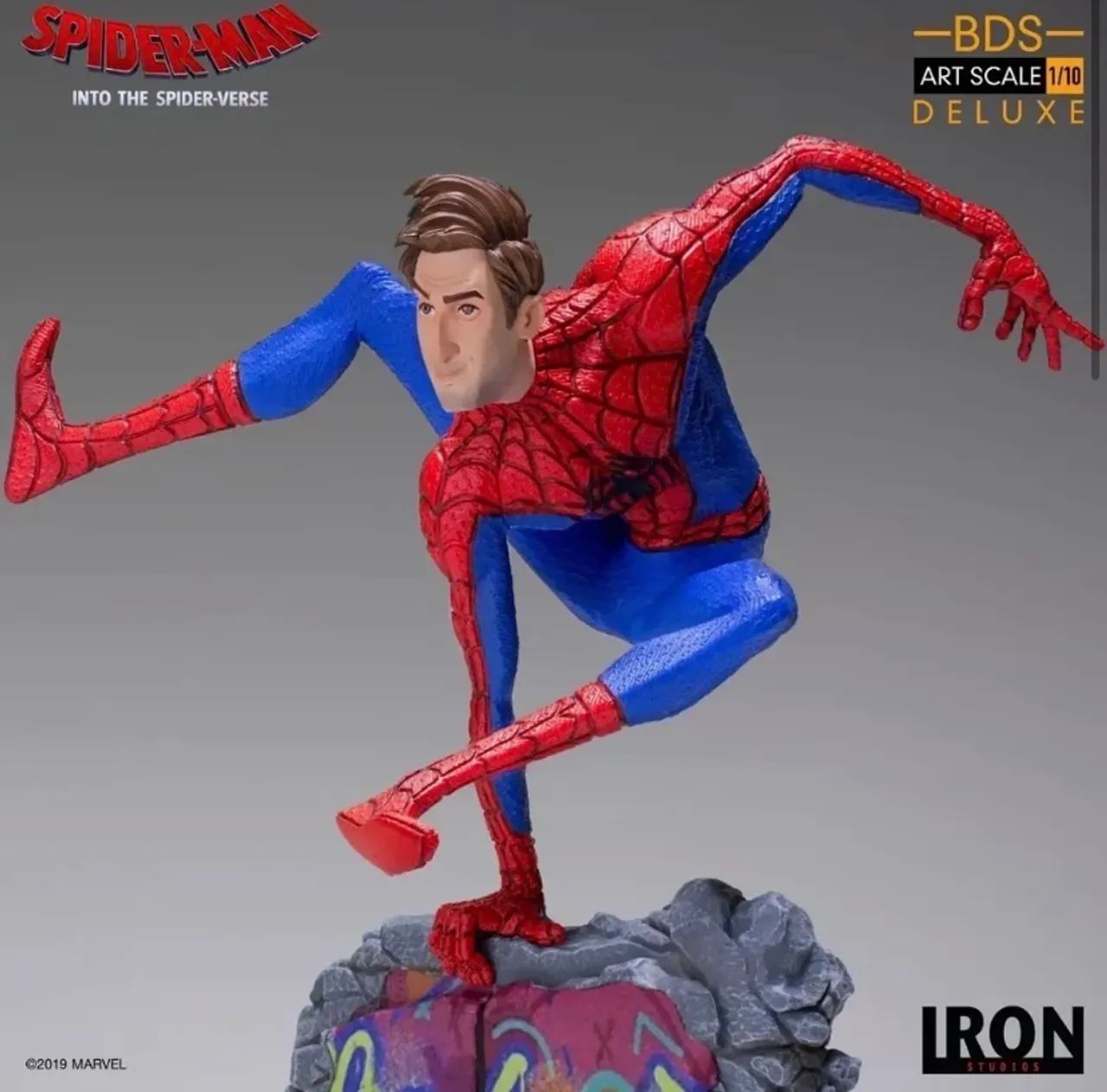 Estátuas Homem aranha aranhaverso 5 na caixa   - Foto 4