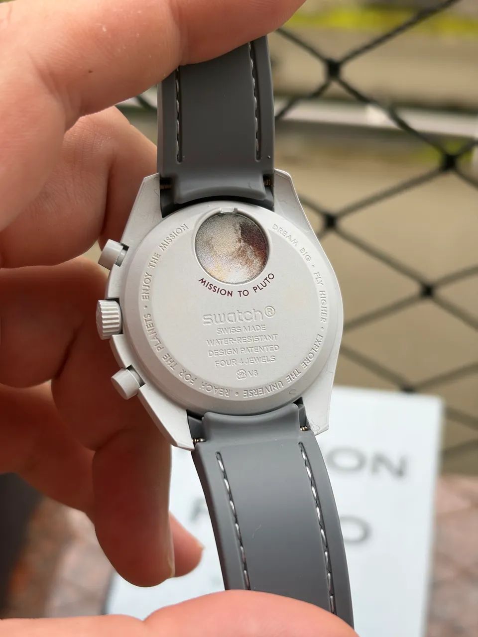 Omega X Swatch Pluto - Acessórios - Pitangueiras, Guarujá