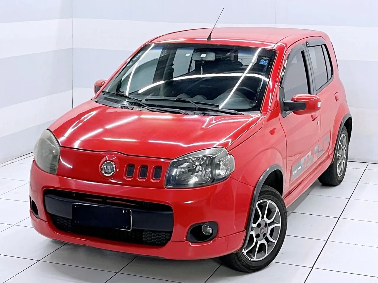 Fiat Uno Sporting 1.4 EVO Fire Flex 8V 4P 2012 - Foto 2