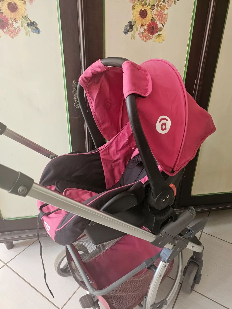Carrinho bebê 3 em 1, com bebê conforto e moisés - Foto 3