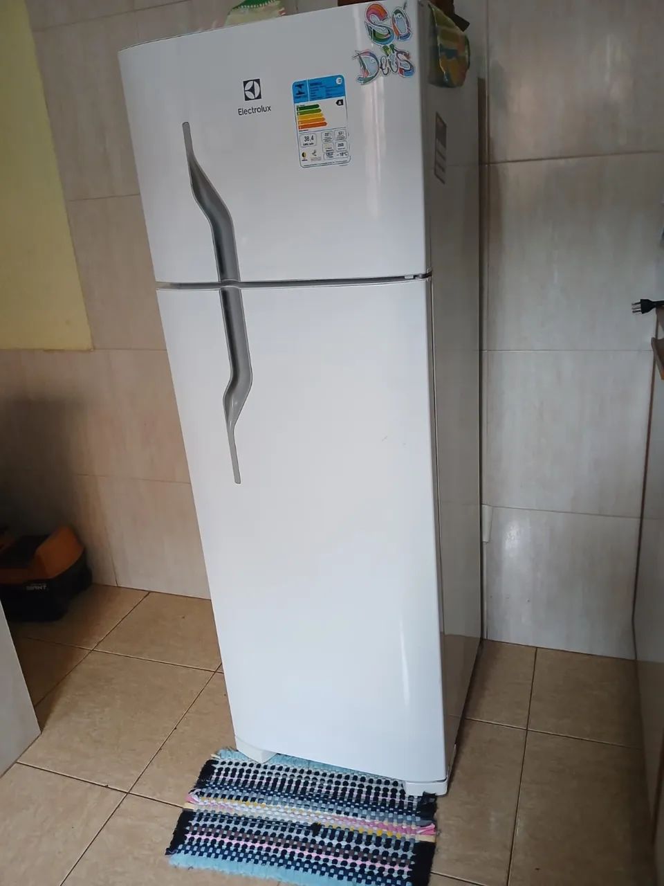 Geladeira Electrolux duplex gelo seco semi nova 