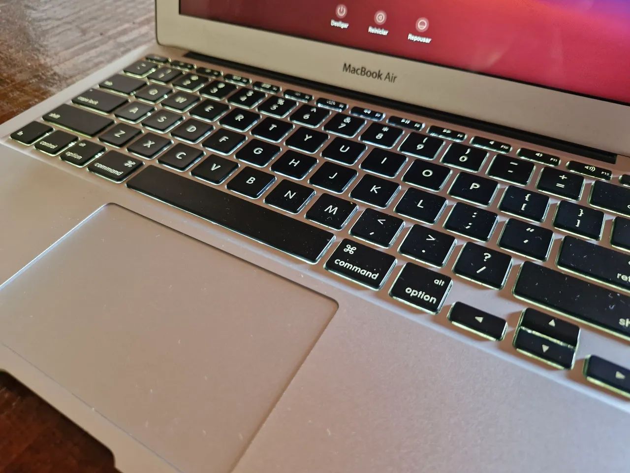 Notebook Macbook air 11" polegadas - bateria perfeita  - Foto 2
