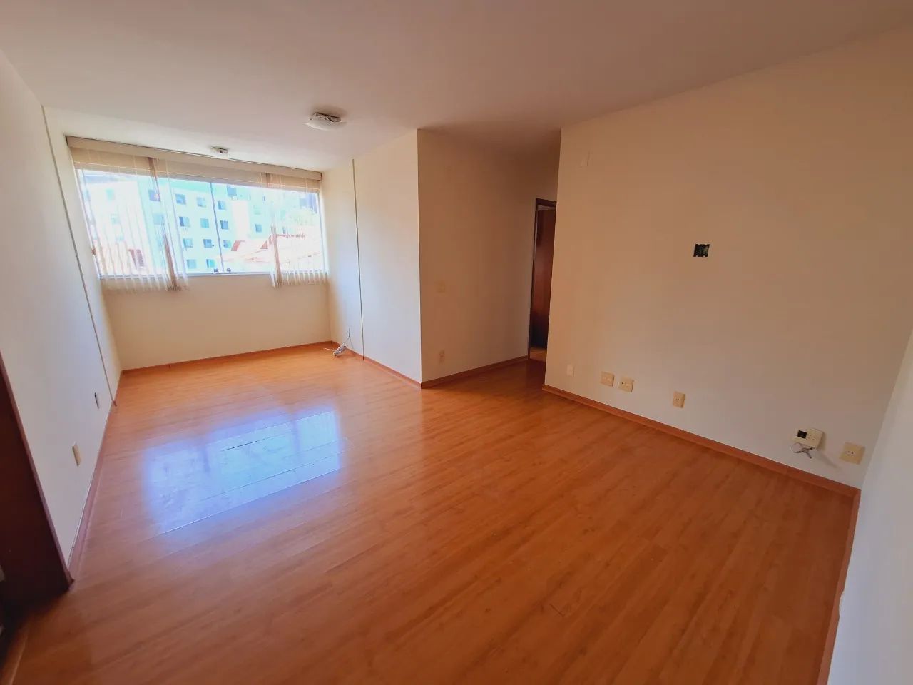 Apartamento com 3 quartos para alugar em Belo Horizonte