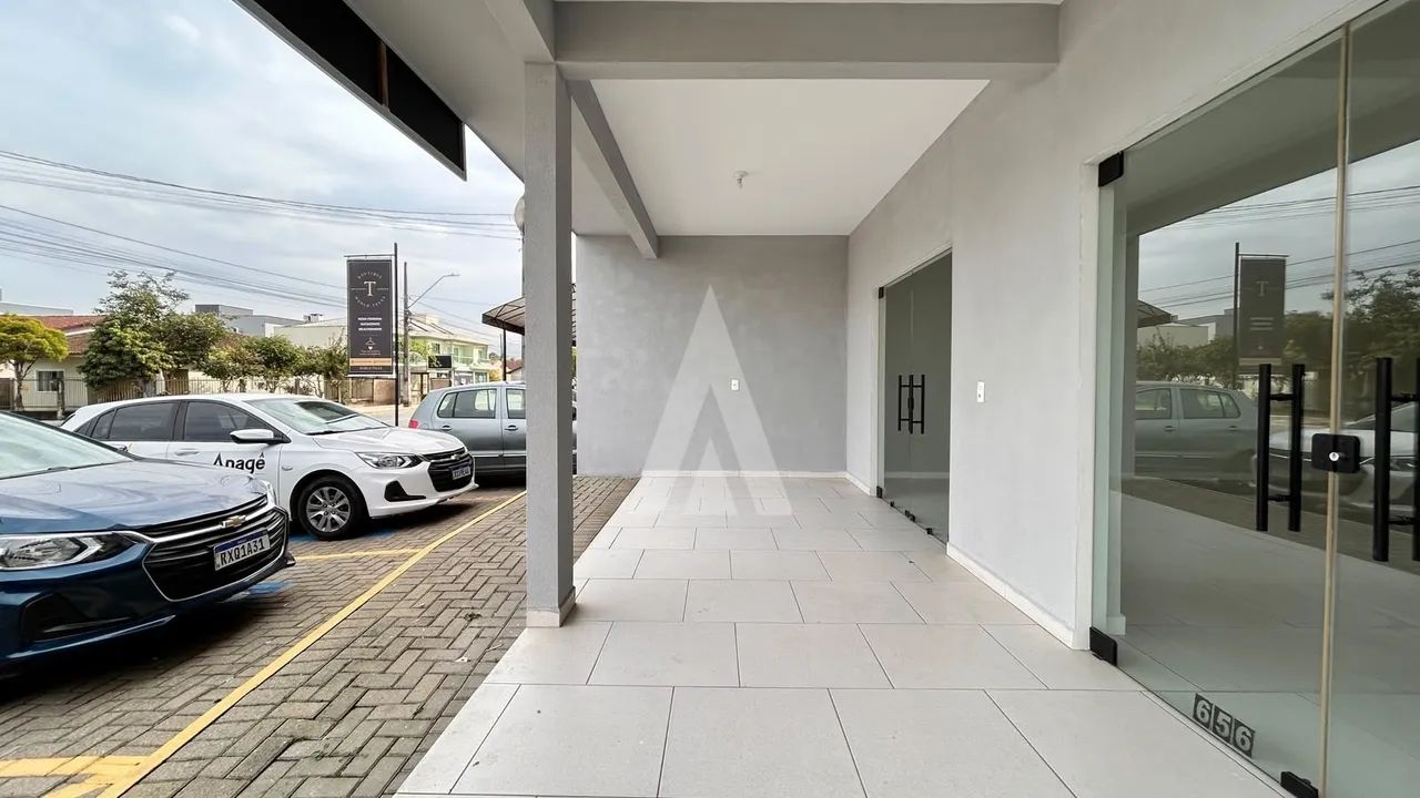 LOJA COMERCIAL COM 76,M² COM AMPLO ESTACIONAMENTO, LAVABOS NO BAIRRO VILA NOVA. - Foto 3