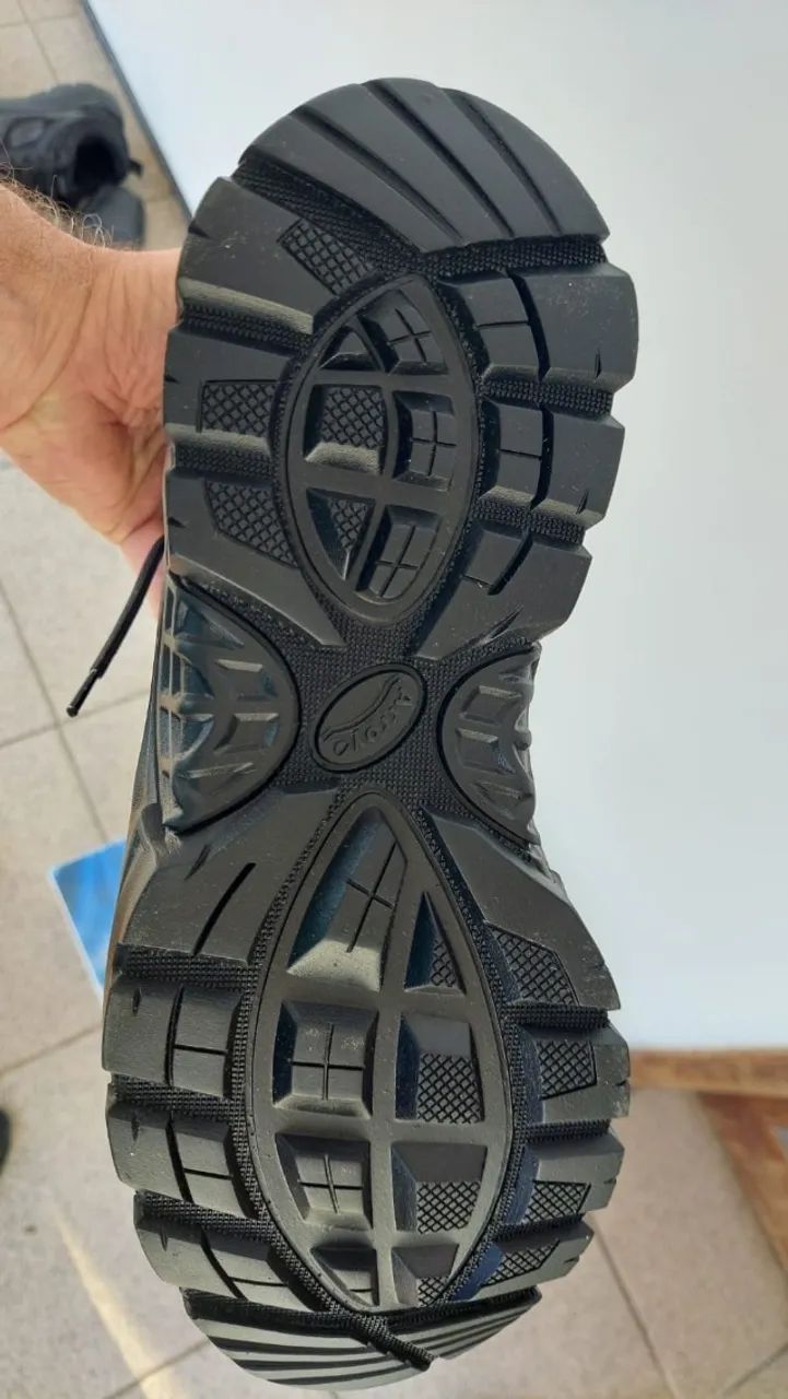 Bota Arroyo nova nunca usada número 41 - Foto 5