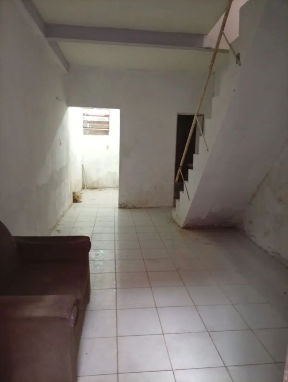 CASA ESTILO DUPLEX EM OTIMO LOCAL,BOM P MORAR OU INVESTIR - Foto 2