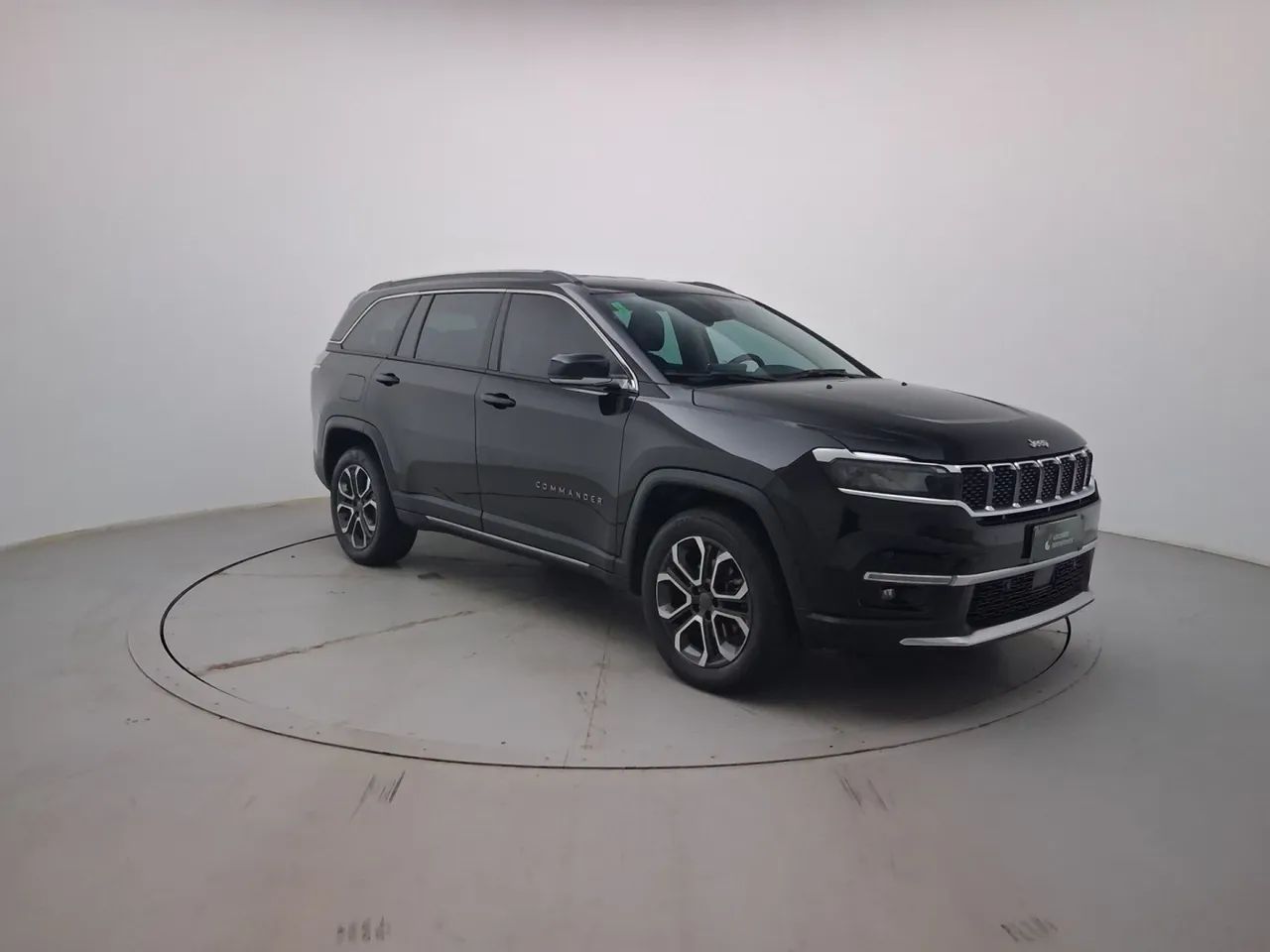 Jeep Commander Limited T270 1.3 TB Flex Aut., foto 7 de 18
