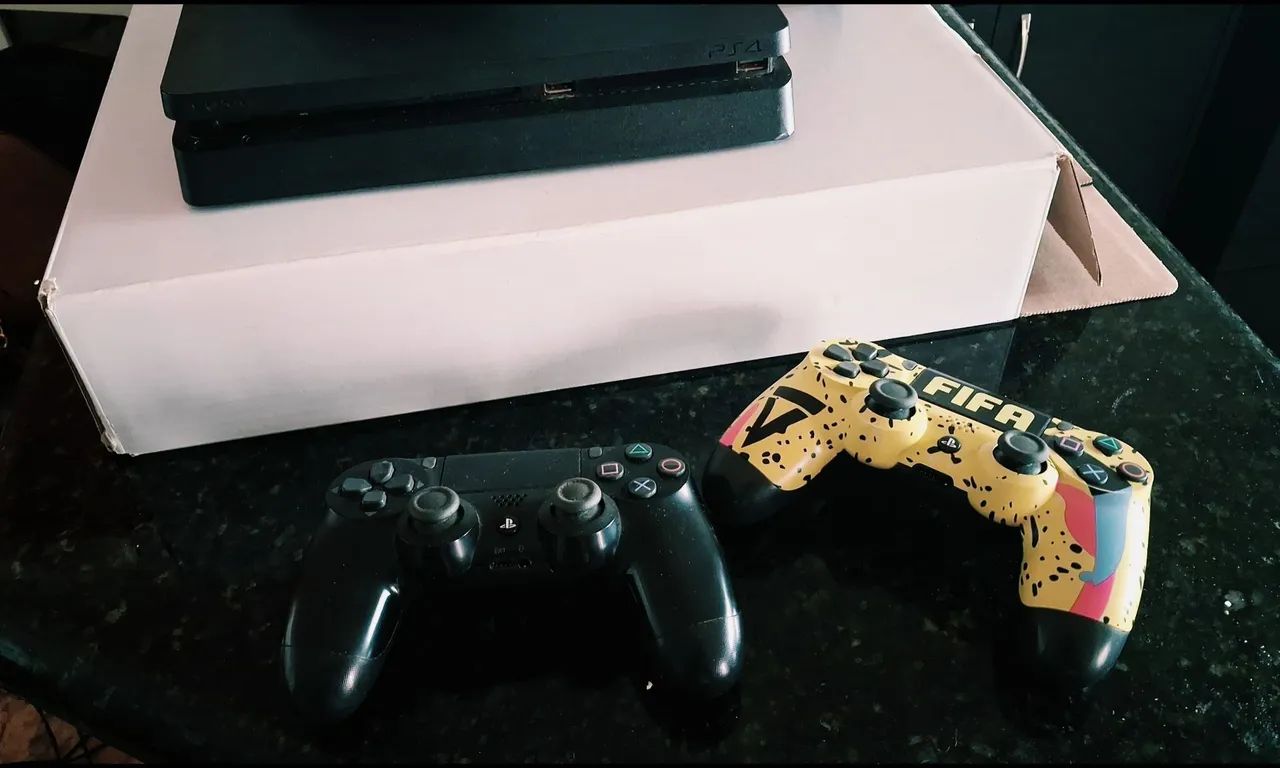Vendo Ps4 1 tera - Foto 2