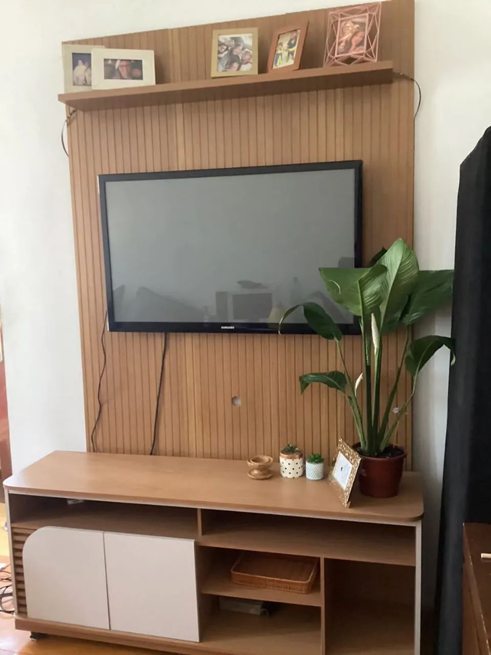 Painel + Rack novíssimo 