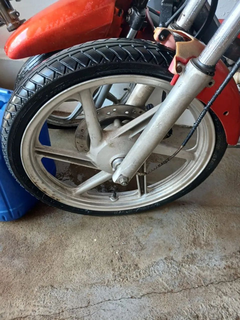Roda da cbx 200 strada  - Foto 3