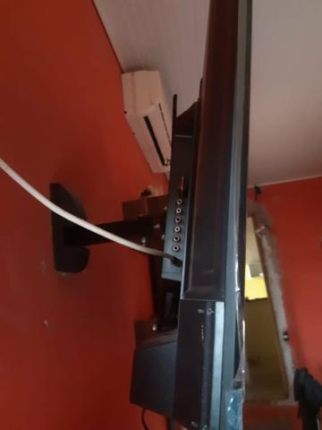 Smart tv 40" semi novo. 2 meses de uso - Foto 2