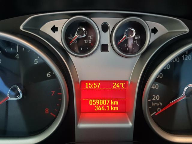 Focus Tittanium 2.0 Flex/Gás automático 2012 - Foto 6